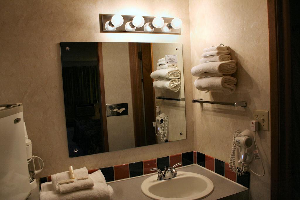 Caboose Motel Libby Bilik gambar